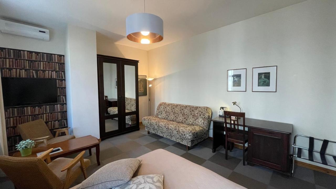 Hotel Vilhelmine Liepāja Kültér fotó