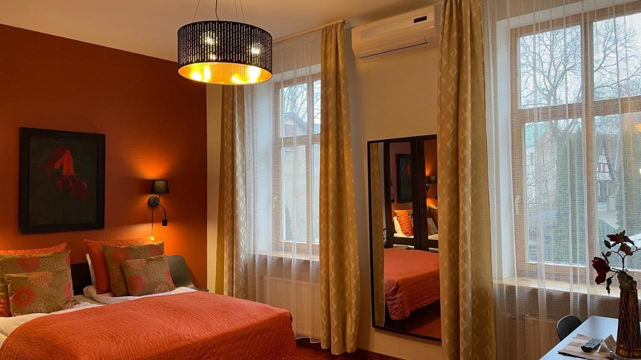 Hotel Vilhelmine Liepāja Kültér fotó